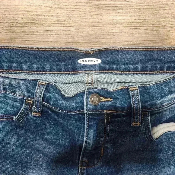 OLD NAVY Sz 6 Blue High Rise Slouchy Straight Cotton Denim Jean Shorts - Picture 2 of 4